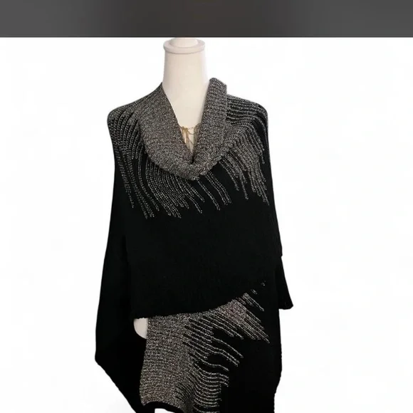 Elegant Black and Silver Women's Shawl - Picture 3 of 9